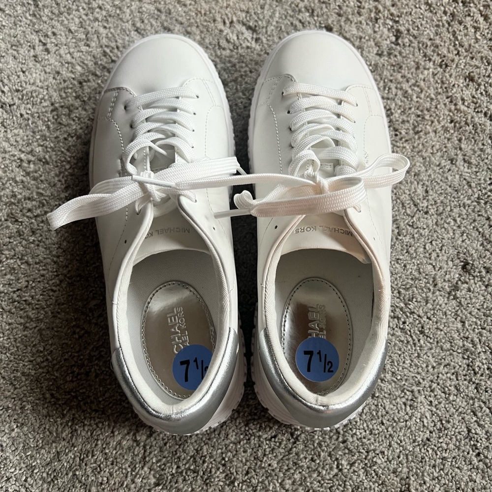 New Michael Michael Kors Women’s 7.5 White Grove Lace Up Leather Sneakers - Picture 4 of 5